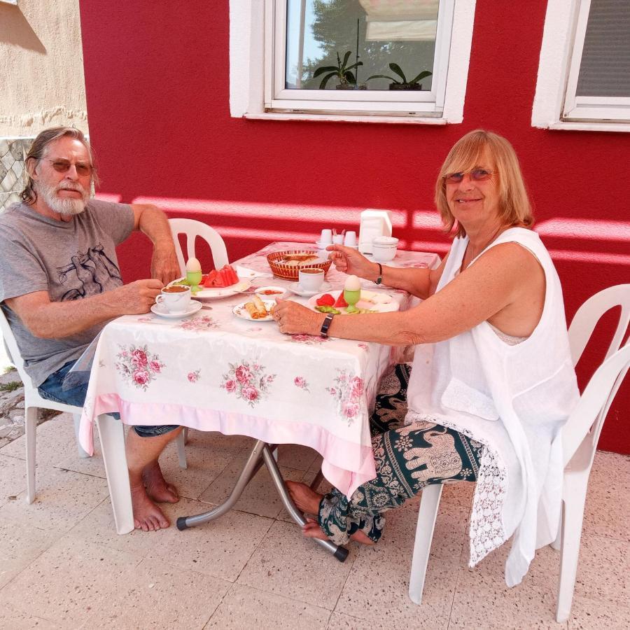 Ali'S Pension Egirdir Exteriör bild